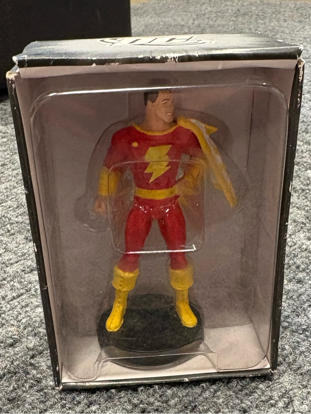 Shazam Superhero Action Figure with Cape Collectable with Stand 2008
